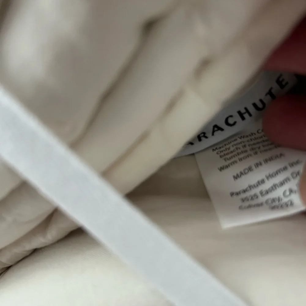 Parachute NWT Soft stitch organic cotton quilt